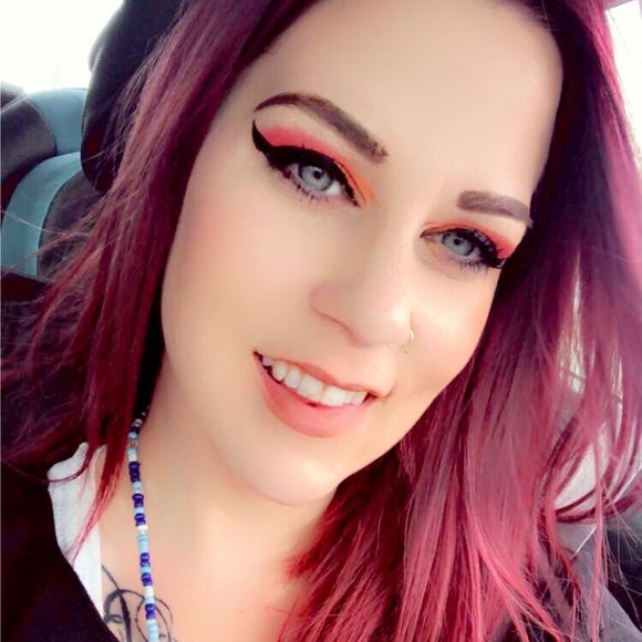 Meet your Posher, Kaila - Picture 1 of 1